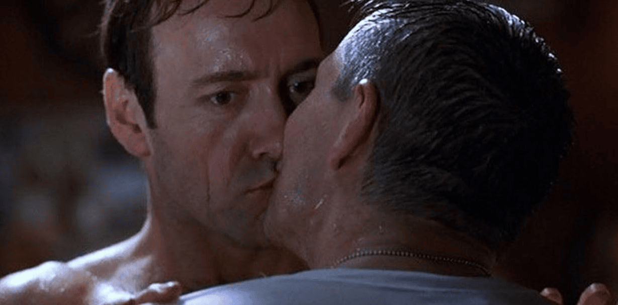 Kevin Spacey y Chris Cooper en American Beauty (1999) (Fuente IMDB)