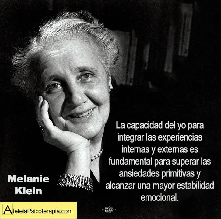 La capacidad del yo para integrar las experiencias internas y externas es fundamental para superar las ansiedades primitivas y alcanzar una mayor estabilidad emocional. Melanie Klein. #ElYo #MelanieKlein #Ego #Psicoterapia #Psicoanalisis #Psicoanálisis #AleteiaPsicoterapia